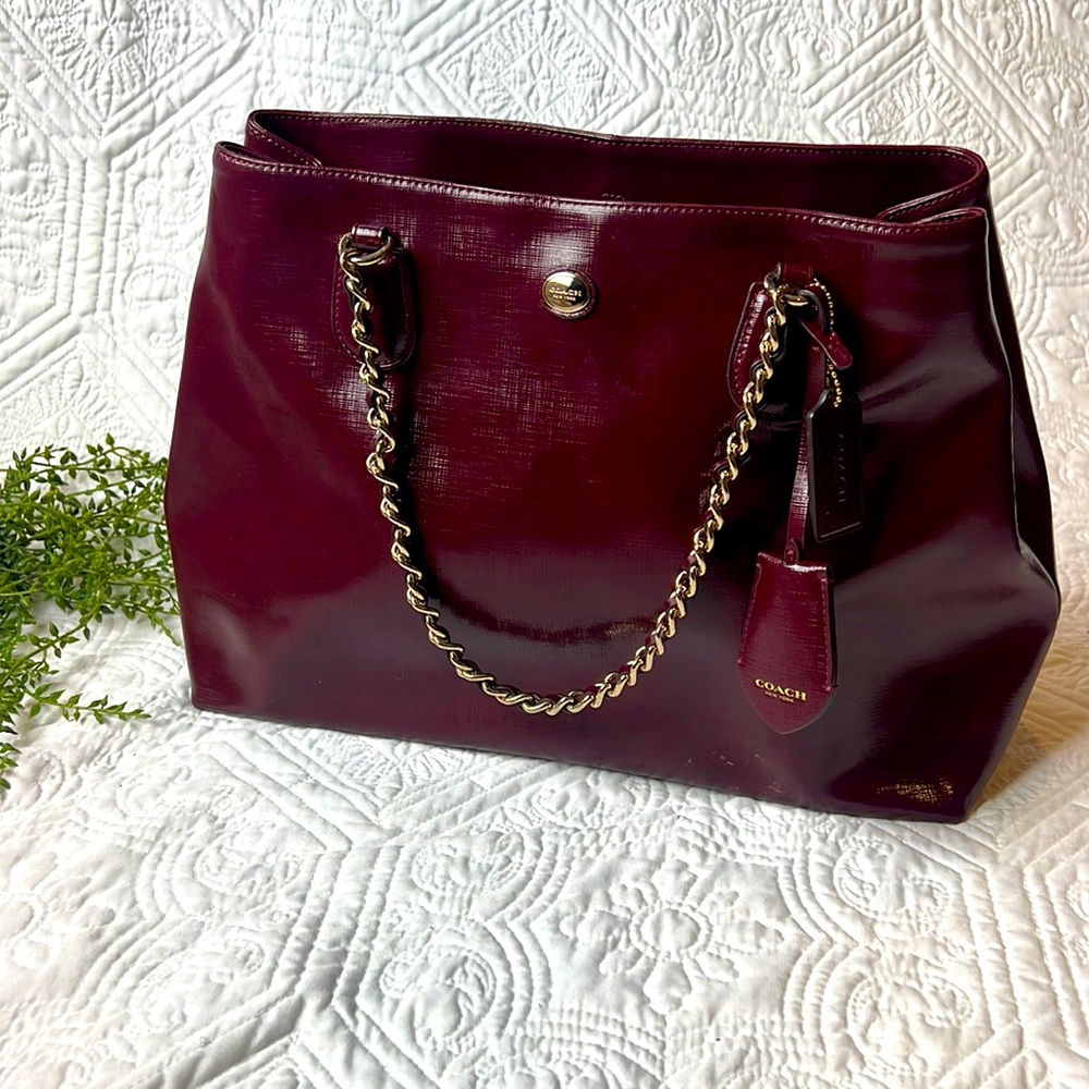 Authentic COACH F31752 Chain Bag Tote, EUC, Color: Oxblood